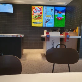 McDonald's Makó Makó - Belső