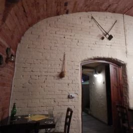 Black Dog Pub Mechwart Pince, Budapest - Belső