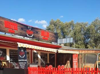 Mester Böllér Húsbolt & Pecsenyéző Dunakeszi Mester Böllér Húsbolt & Pecsenyéző Dunakeszi