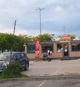Mexkitchen - Auchan Budakalász