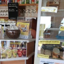 Mézes Kávézó & Falatozó Jászapáti - Étel/ital