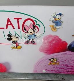 MM Vegan-Friendly Café