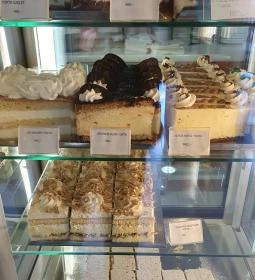 Mohácsi Kézműves Cukrászat