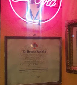 Mojo Pub és Étterem
