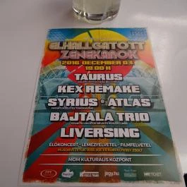 MOM Café, Budapest - Belső