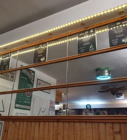 Mona Lisa Café