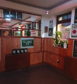 Mona Lisa Café