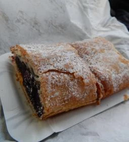 Monarchia Rétesház (Budakeszi)