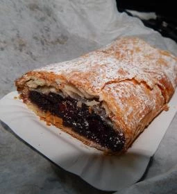 Monarchia Rétesház (Budakeszi)