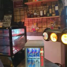 Monyo bár, Szeged - Egyéb