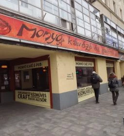 Monyó Café