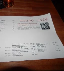 Monyó Café