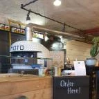 Moto Pizza Budapest - Belső