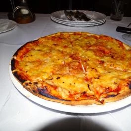 Múzeumkert Étterem & Koktél Bár Esztergom - Étel/ital