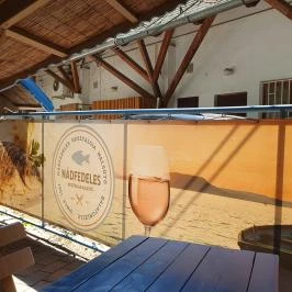 Nádfedeles Halsütő, Balatonlelle - Külső kép