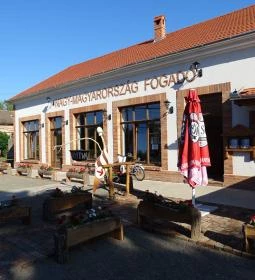 Nagy-Magyarország Fogadó Étterme