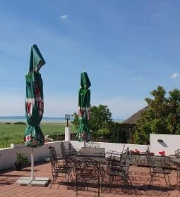 Nagyi Kertje Teaház & Étterem