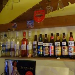 Nana Cseh Söröző, Budapest - Étel/ital