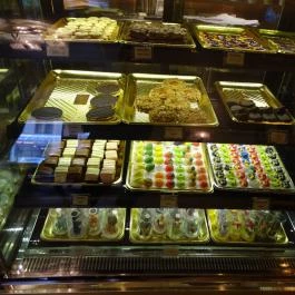 Nándori Cukrászda, Budapest - Étel/ital