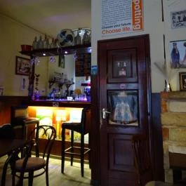 NaNo Drink Bar, Budapest - Belső