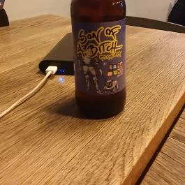 Neked Csak Nyolc, Budapest - Étel/ital