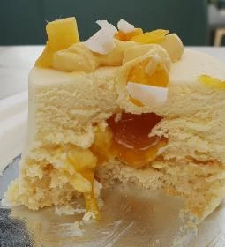 Nem Rossz by Rácz Jenő