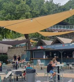 Nem Rossz by Rácz Jenő