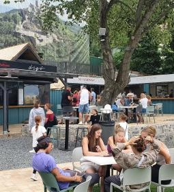 Nem Rossz by Rácz Jenő