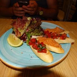 Nemo Pest Fish & Chips & Salad Bar - Október 6. utca, Budapest - Étel/ital