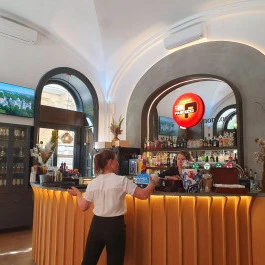Nonloso Caffé, Budapest - Belső