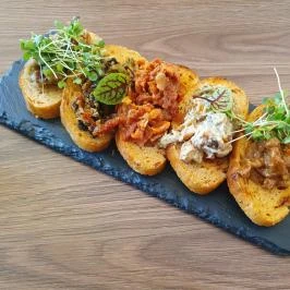 Nüx, Szeged - Egyéb