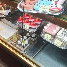 Oázis Cukrászda Kávéház, Solt - Egyéb