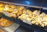 Ola Pékség Akasztó