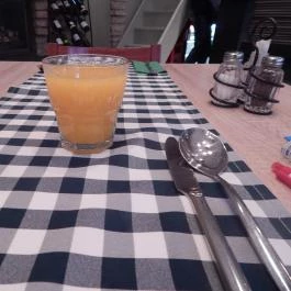 Olíva Étterem & Pizzéria, Budapest - Étel/ital