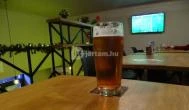 Ugar Brewpub Budapest - Étel/ital
