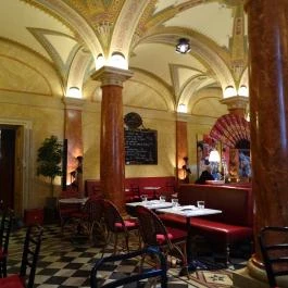 Opera Café, Budapest - Belső