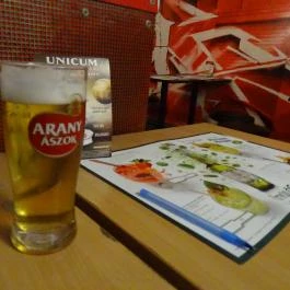 Ördög Gödör Söröző, Budapest - Étel/ital