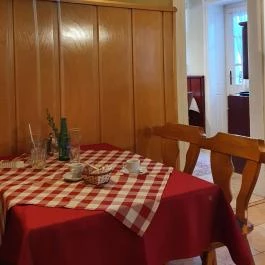 Öreg Prés Étterem Mór - Egyéb