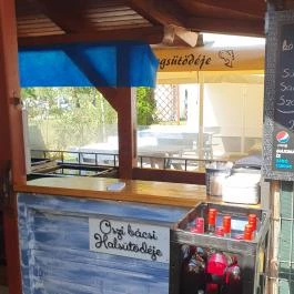 Oszi Bácsi Keszegsütödéje Szigliget - Egyéb