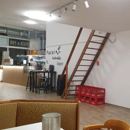 Pacsi Pizzéria & Kulturális Központ, Budapest - Egyéb