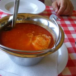 Paksi Halászcsárda, Paks - Étel/ital