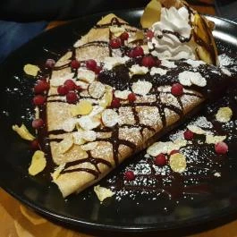 Palacsintavár, Eger - Egyéb