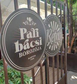Pali Bácsi Borozója & Étkezdéje
