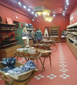 97. legjobb látnivaló: Paprika Revue House