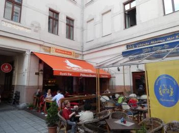 Pelican Sushi - Gozsdu Udvar Budapest