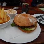 Pelikán Gátőrház Büfé Budapest - Étel/ital