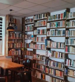 Pellikán Birtok Borbár & Bisztró