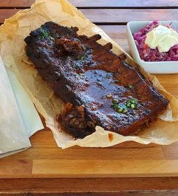 Pellikán Birtok Borbár & Bisztró