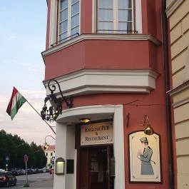  Perkovátz Ház English Pub & Restaurant Sopron - Étel/ital