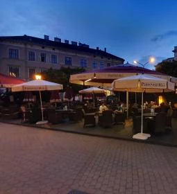 Perkovátz Ház English Pub & Restaurant